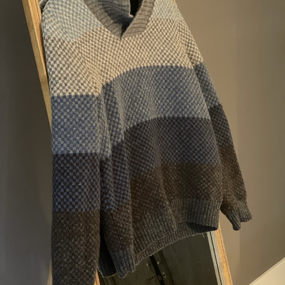 Brooks Brothers Red Fleece houndstooth sweater